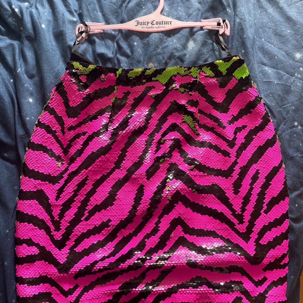 DISCONTINUED Color changing Mini Skirt Superdown